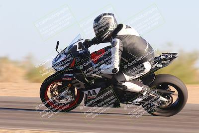 media/Nov-06-2023-Moto Forza (Mon) [[ce023d0744]]/3-Intermediate Group/Session 5 (Turn 9)/